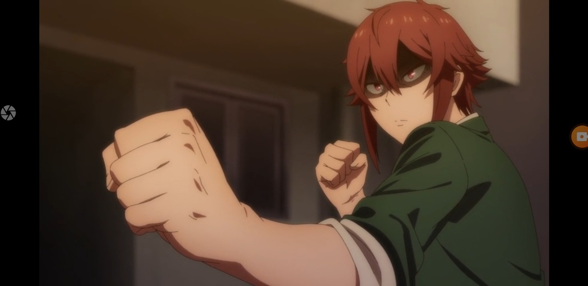 Томо привыкла решать вопрос кулаками.