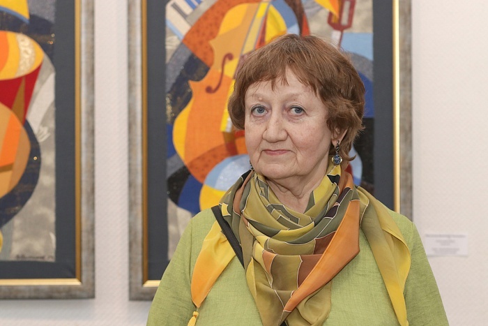 Валентина Максимова  https://vk.com/textcollage