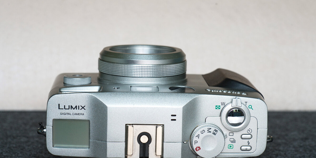 Panasonic Lumix DMC-LC5