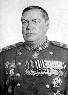 Фёдор Иванович Толбухин (15 июня или 16 июня 1894, дер. Андроники, Ярославская губерния, Российская империя — 17 октября 1949, Москва, РСФСР, СССР) — советский военачальник, Маршал Советского Союза (12.09.1944), Герой Советского Союза (07.05.1965, посмертно). Кавалер ордена «Победа» (1945). Народный герой Югославии (1945), Герой Народной Республики Болгария (1979 или 1981, посмертно)
