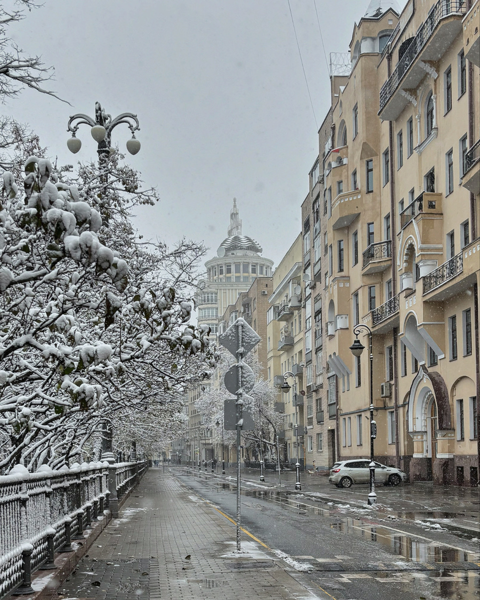 Патриаршие в снегу. Фото автора 