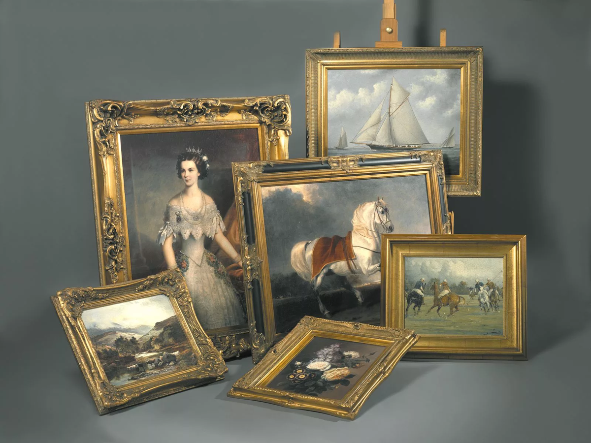 картины в багетных рамах