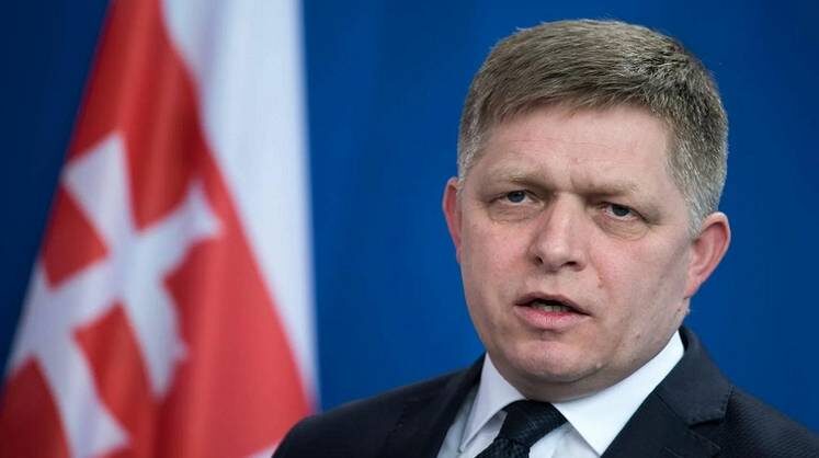    DPA Премьер-министр Словакии Роберт Фицо