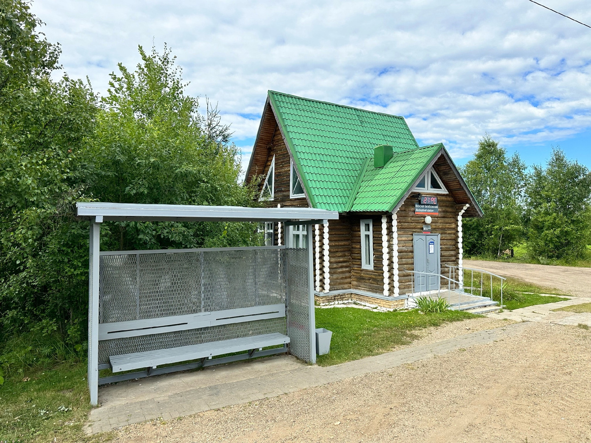 Вокзал станции Безбожник