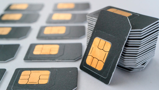    В России ужесточили порядок покупки сим-карт иностранцами Роман Захаров