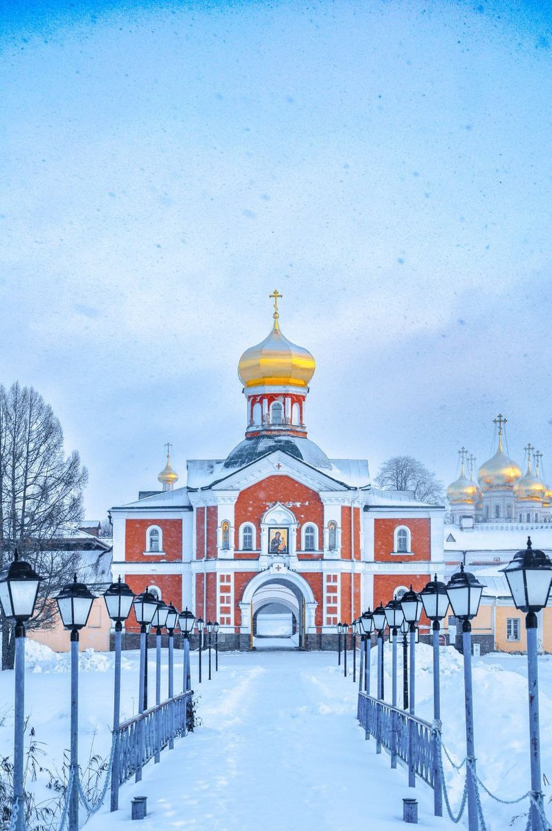 Валдайский Иверский мужской монастырь. Фото из личного архива.