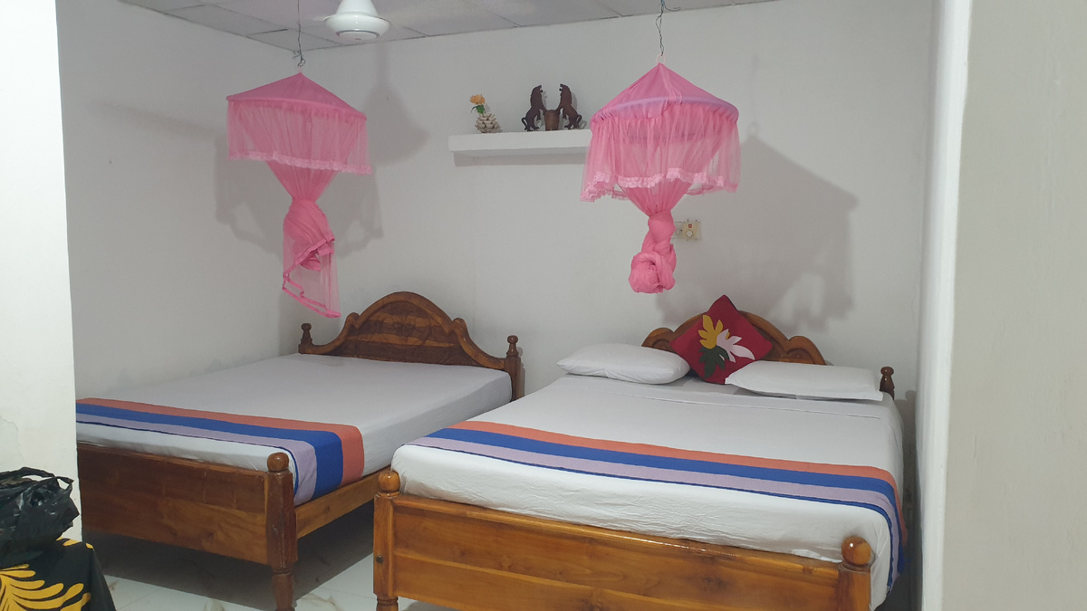 Фото номера за 8 долларов в Сигирии, Шри-Ланка