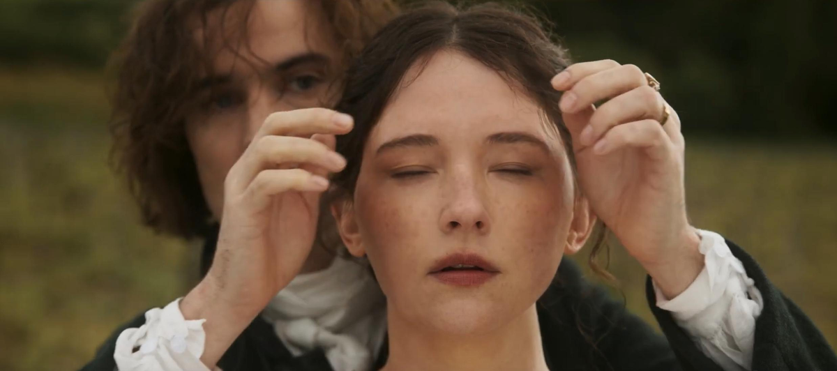 кадр из фильма "Вдова Клико"