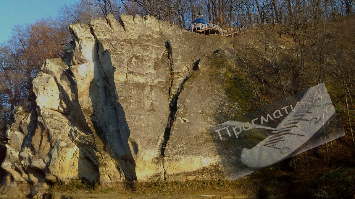 Краснодарский край. г.Горячий ключ. Скала Петушок.