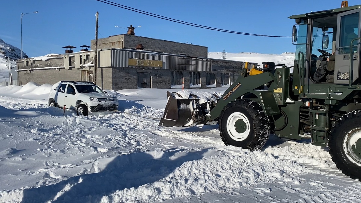 Вызволение нас из снежного перемета.