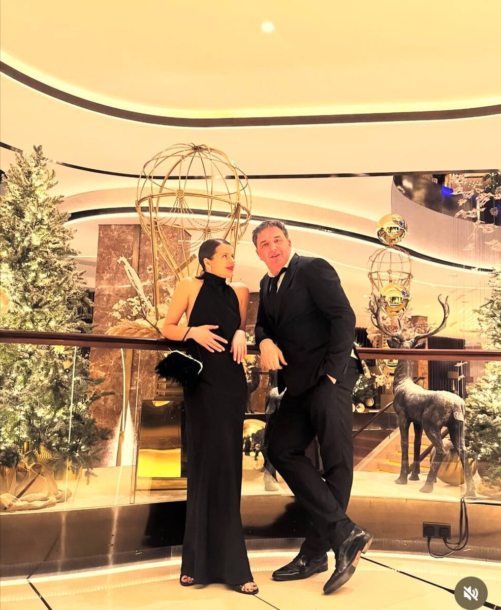 Максим Виторган и Анна Короткова. Социальные сети