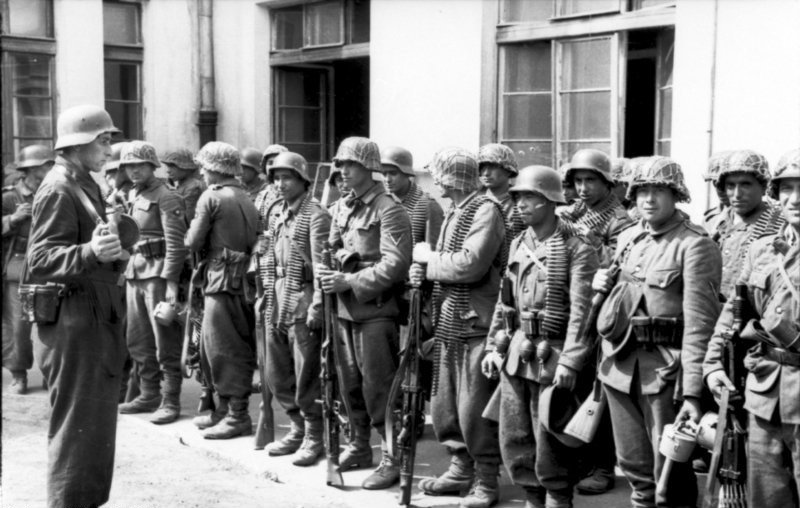 Азербайджанский легион готовится к подавлению Варшавского восстания. 1944 год.