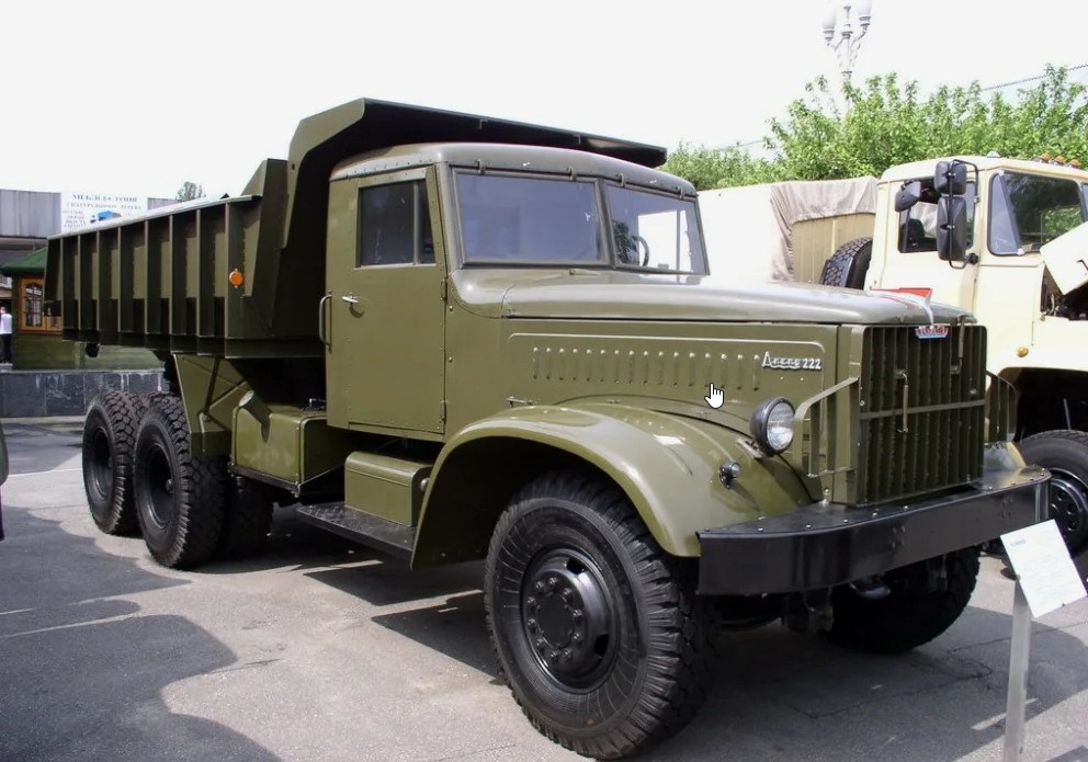 КрАЗа-222 «Днепр»