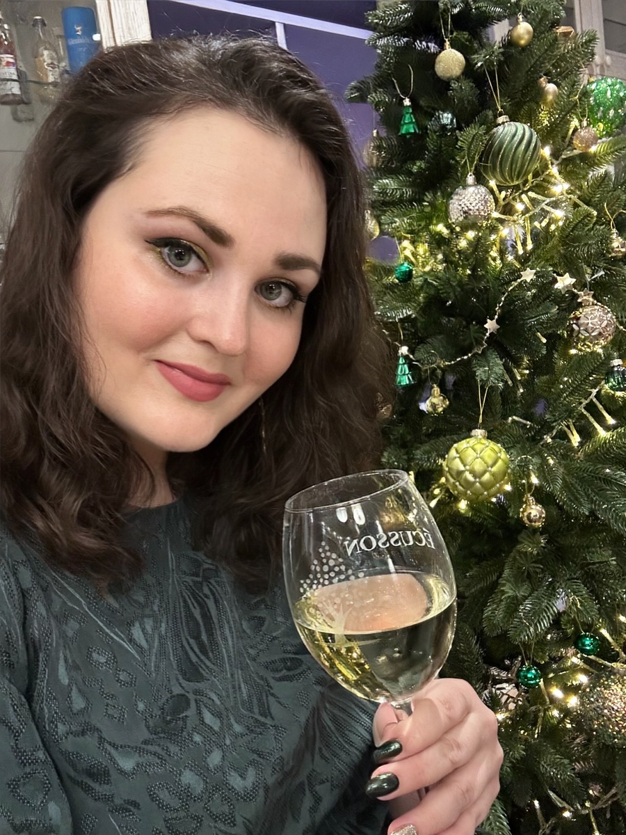 Я вначале пила безалкогольное вино