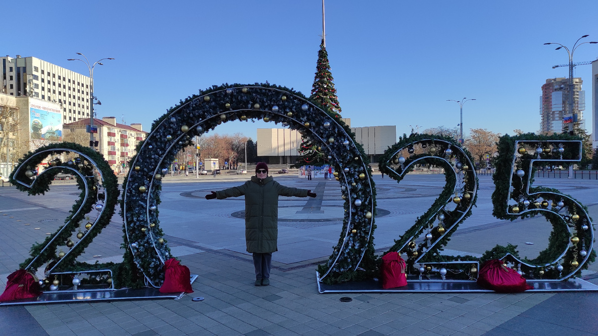 Для начала - самое простенькое из новогодних украшений! Фото: Кирилл Полиенко/Polienko: путешествуем вдвоём