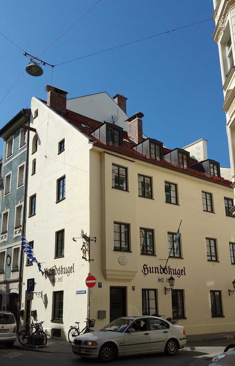 Хоттерштрассе, 18.