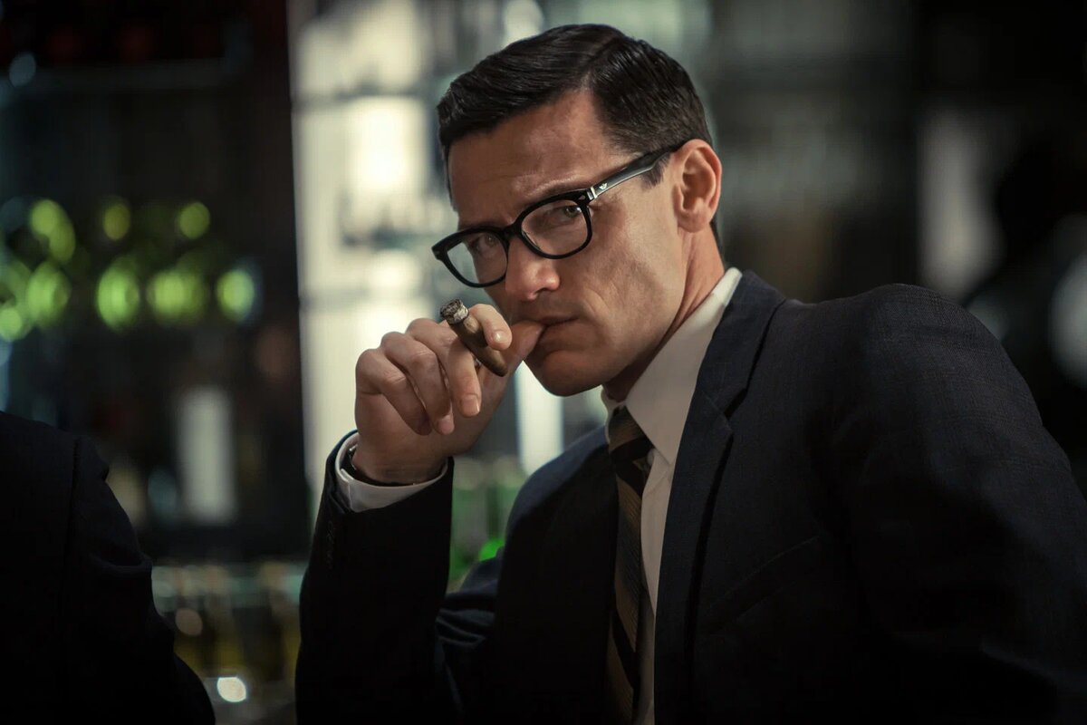 Кадр из телефильма "Великое ограбление поезда", 2013