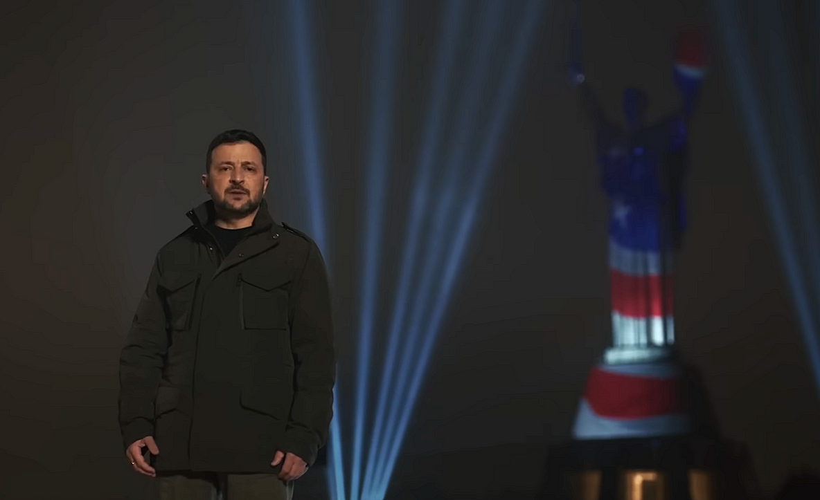     / Источник: Кадр из видео