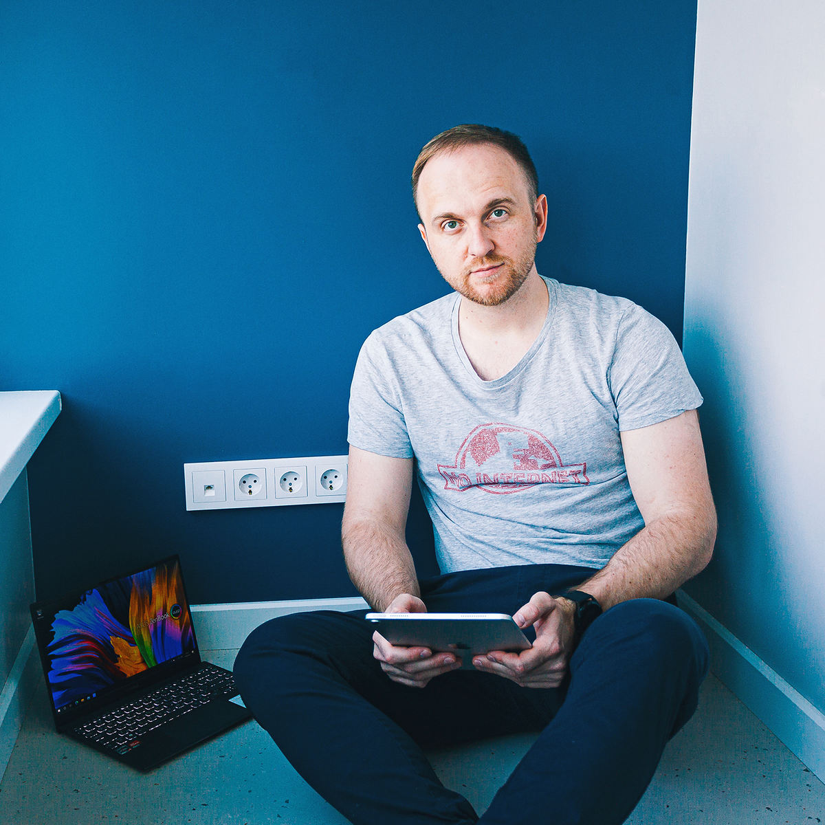 Чем планшет на Windows лучше ноутбука?