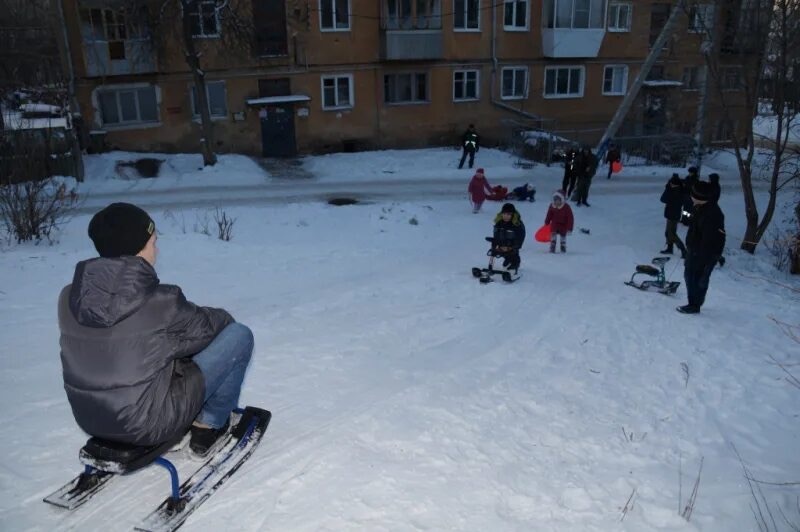 Металлический штырь в горке едва не стал причиной трагедии в Хабаровском крае