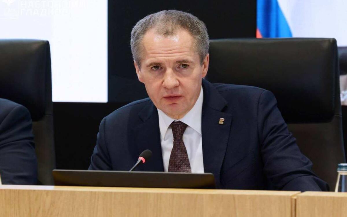   Итоги года с губернатором Белгородской области Вячеславом Гладковым – спокойное принятие отставок и письмо Деду Морозу Фото из телеграм-канала Вячеслава Гладкова