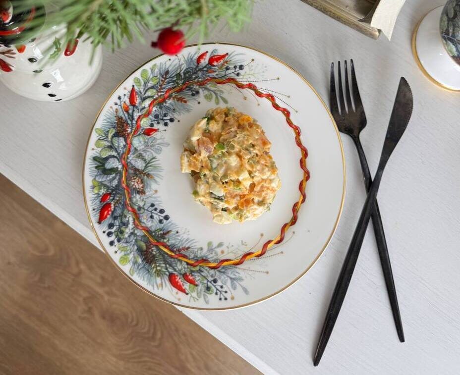 Оливье с бататом от Даши Третьяковой. https://t.me/wellness_hedonism