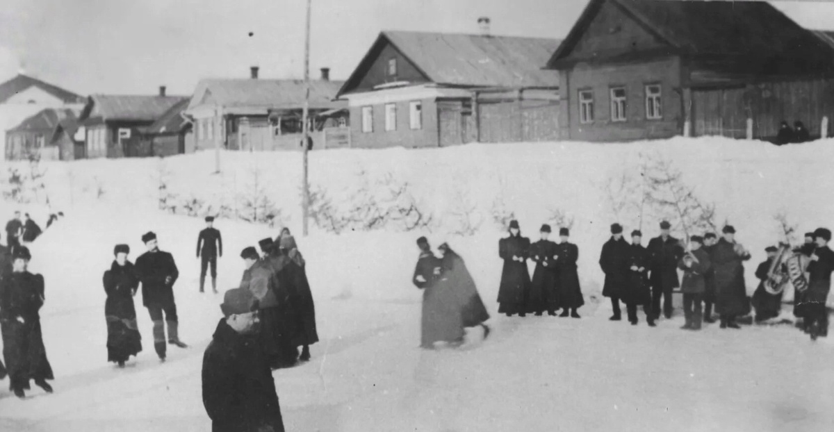 Пошехонье, 1901-1917 гг. Катание на коньках на реке Пертома.