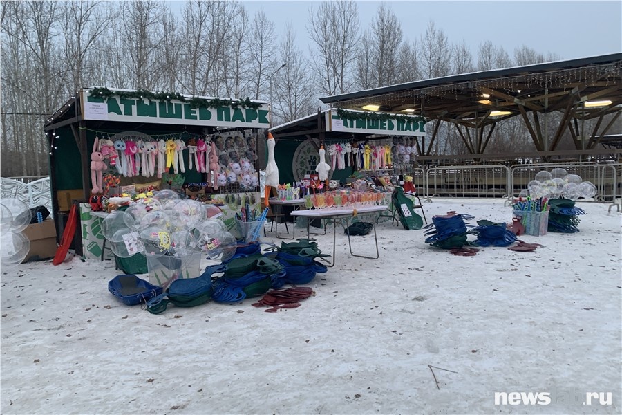 Внутри городка тоже есть такие же ряды
