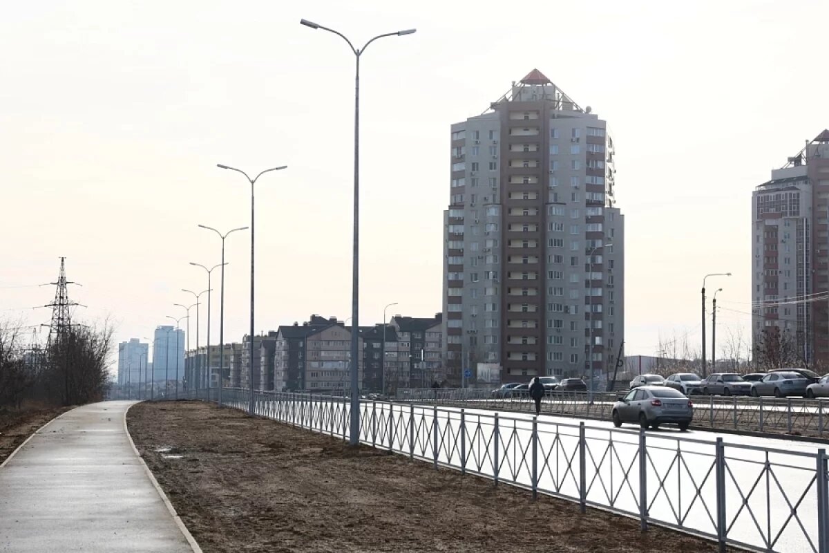    Андрей Бочаров оценил новые дороги на западе Волгограда