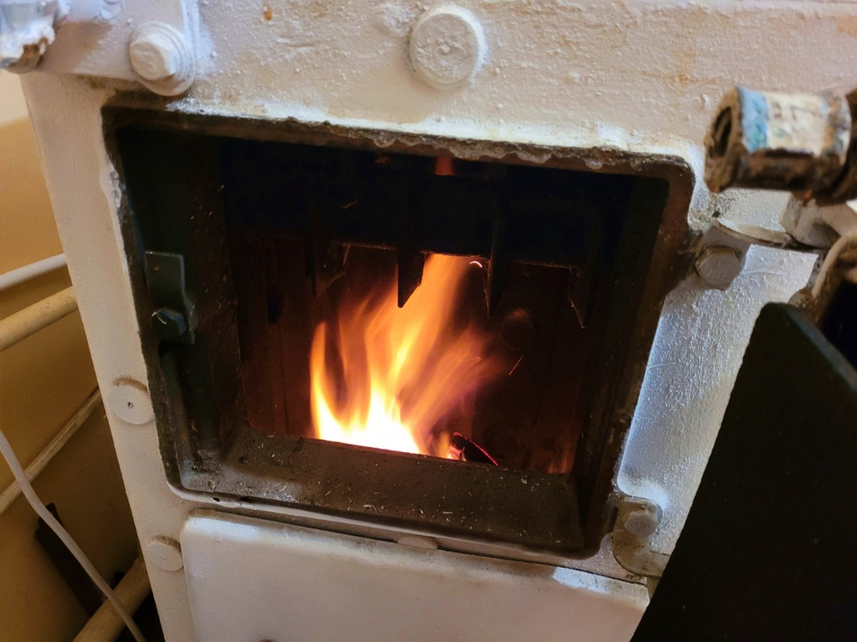 Гори огонь, дари тепло...