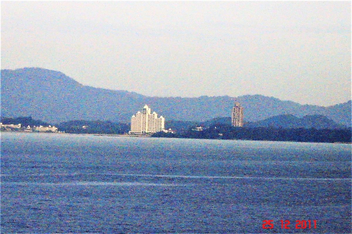 1. Перед входом в канал