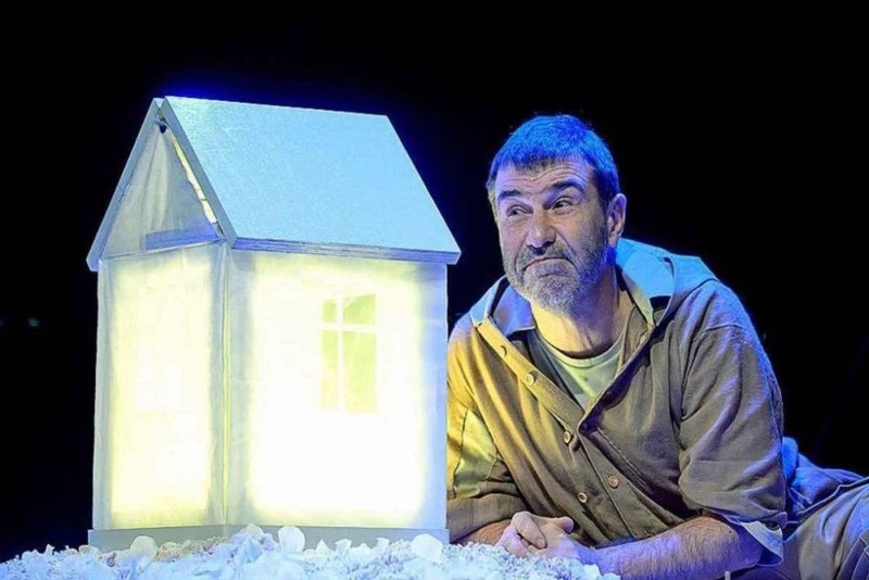 Спектакль Гришковца "Шепот сердца" в Москве