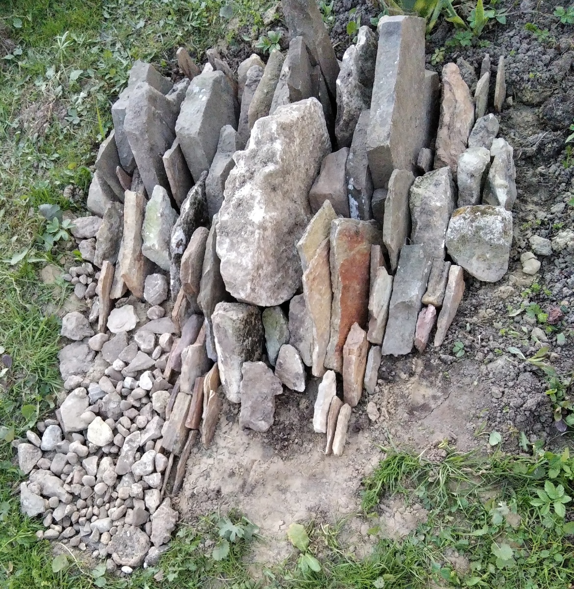 Фото 2023 года, скалка готова и ждет обитателей