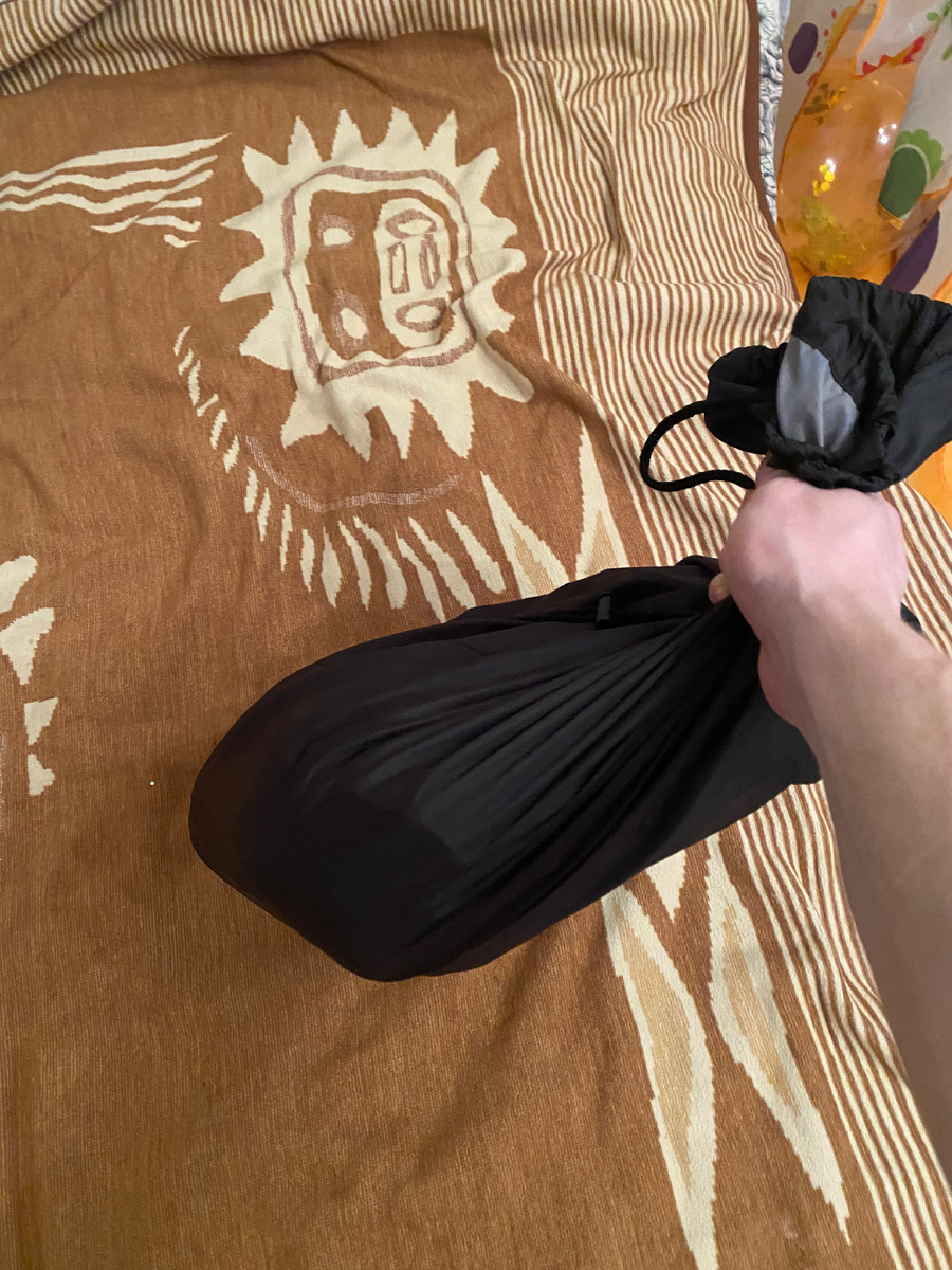 Уложил спальник обратно в заводскую упаковку