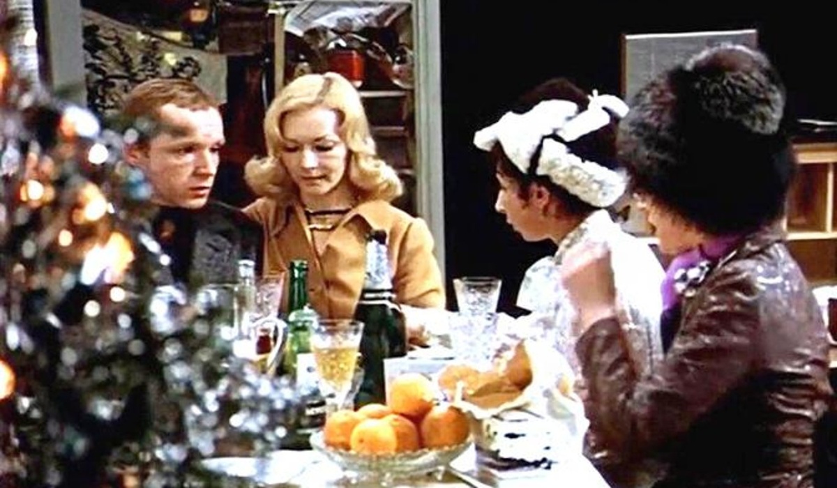    Фото: кадр из фильма "Ирония судьбы, или С легким паром!"