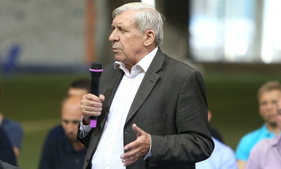    Экс-футболист Пономарев назвал хоккей самым пьяным видом спорта. Фото: Global Look Press