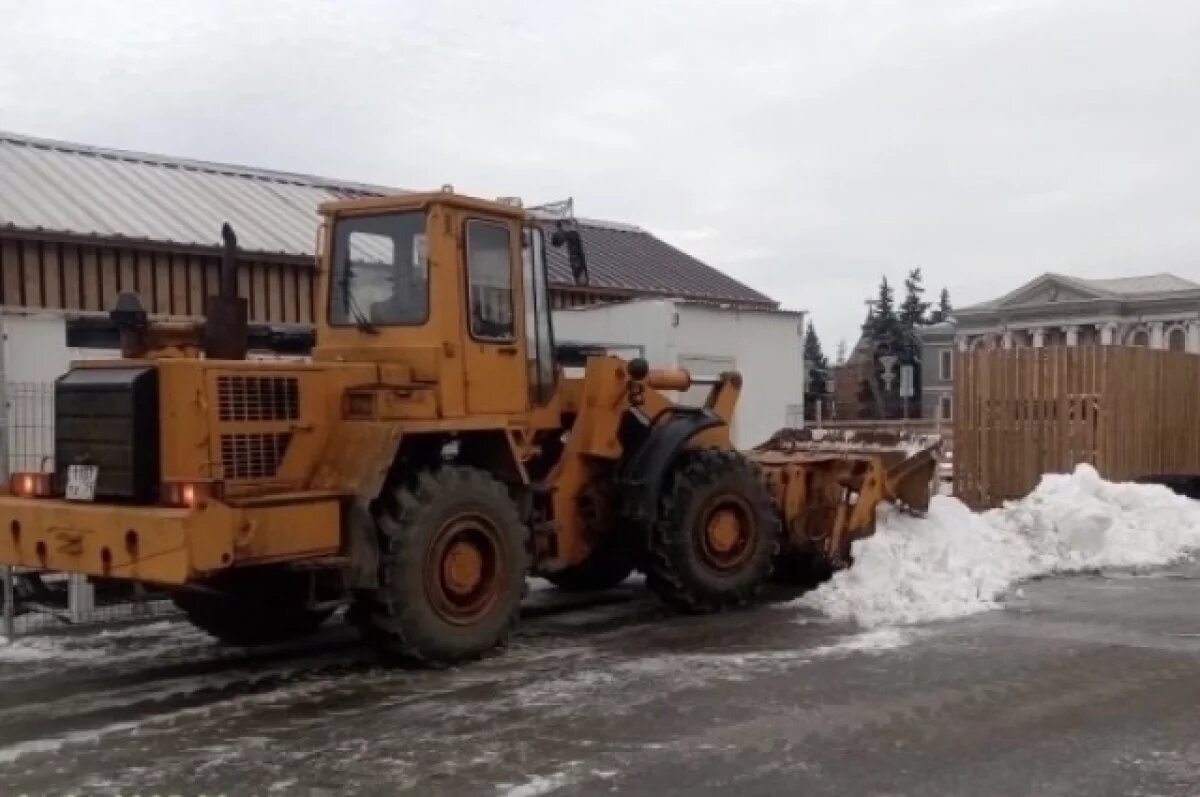    2 января в Туле продолжается уборка