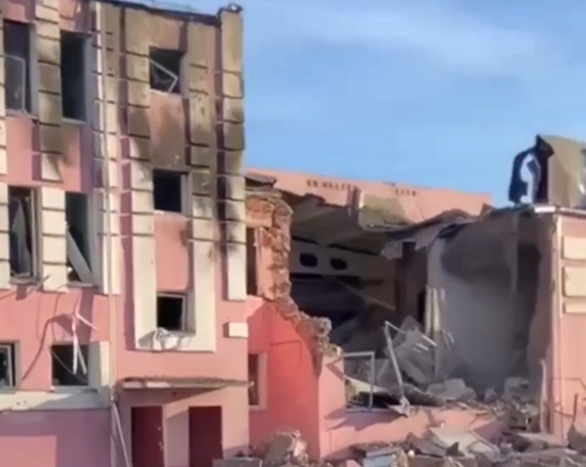    ВСУ нанесли ракетный удар по селу Ивановское Рыльского района Курской области