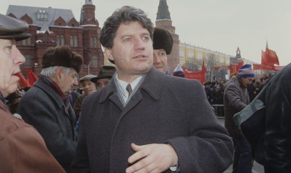 Виктор Имантович Алкснис (21 июня 1950, Таштагол, Кемеровская область — 1 января 2025) — советский и российский политический деятель.