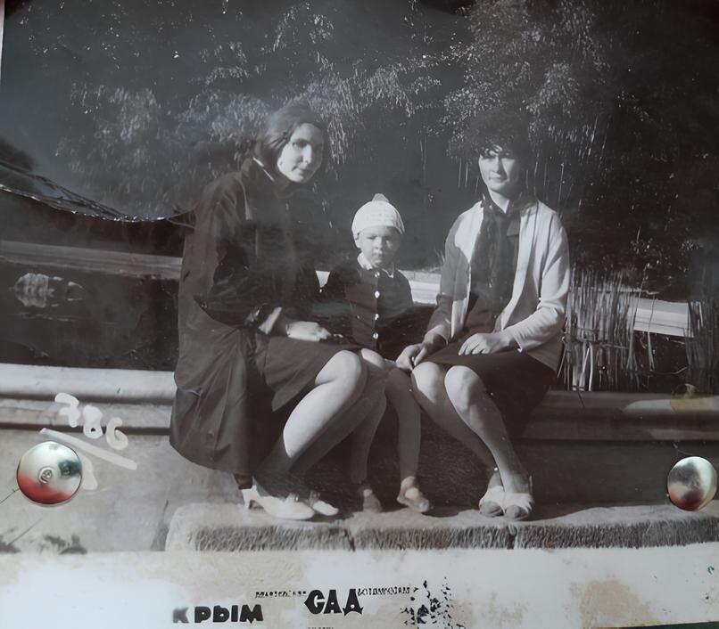 Возможно, Вы увидите Аннушку? Фото из семейного альбома.