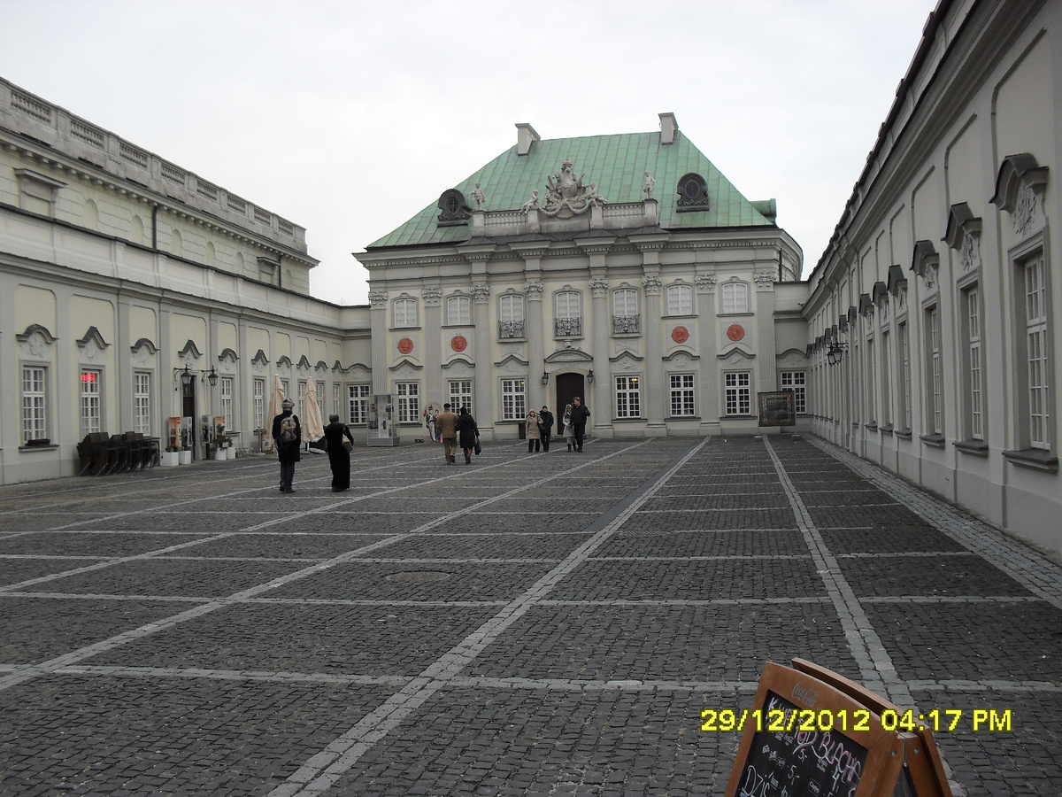 Варшава по дороге в Париж)