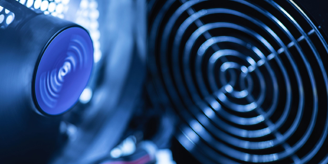 Эффективные методы крепления вентиляторов в компьютерных корпусах: теория и практика