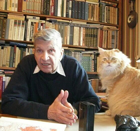 Юрий Жуков, фото из интернеиа