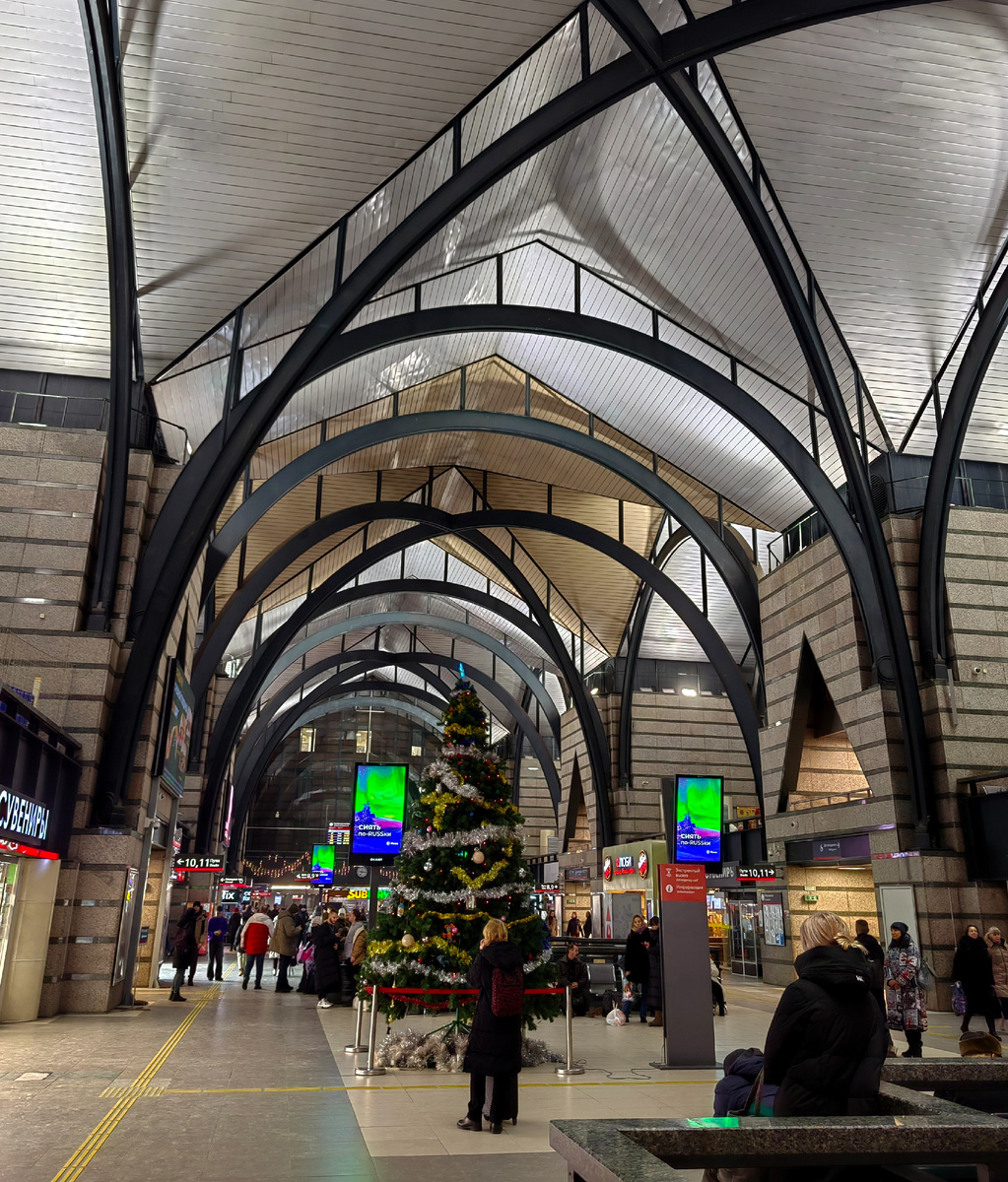 Готический Ладожский вокзал