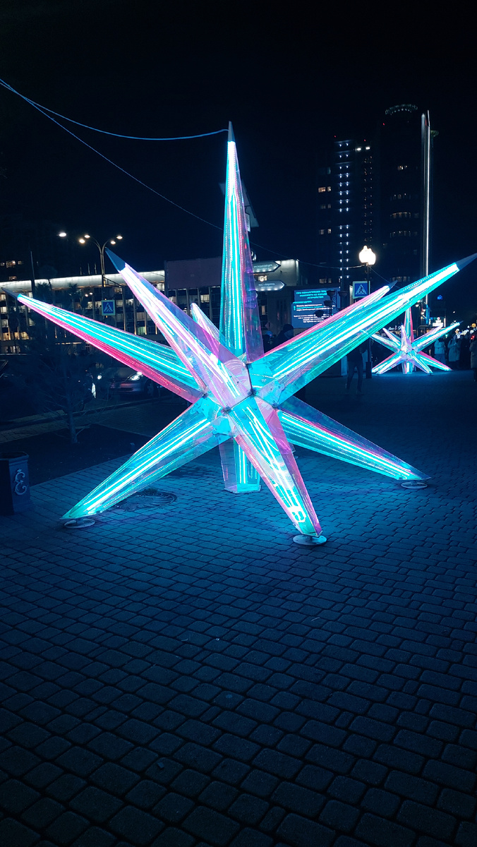 И почаще проводить время с семьей и друзьями в 2025 году!