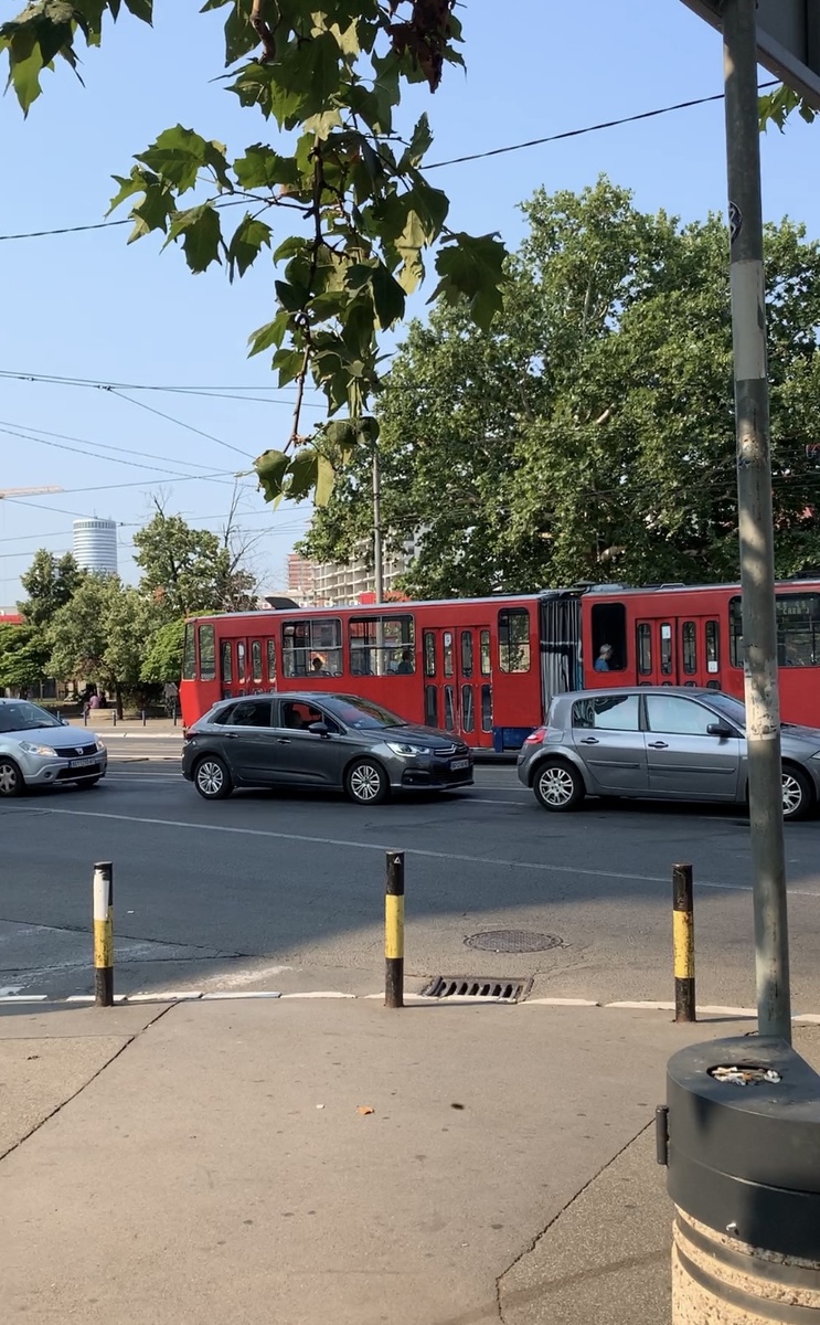 Очень хотелось бы видеть меньше транспортного столпотворения в Белграде. Личное фото автора 