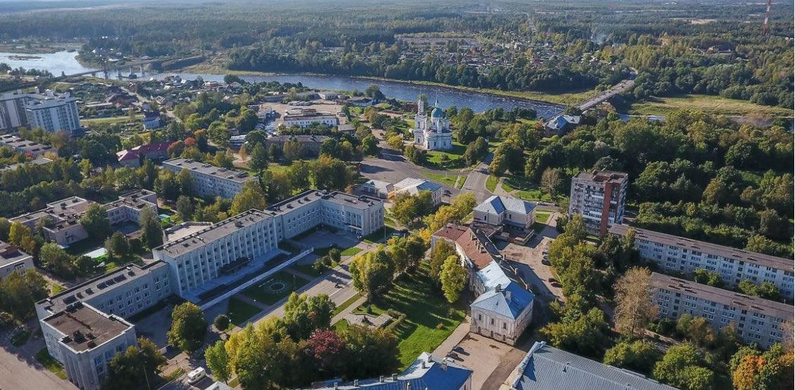 Кингисепп. Фото с сайта https://gos-ritual.spb.ru/city/leningradskaya-oblast/kingisepp/. Взято с Яндекс.Картинки