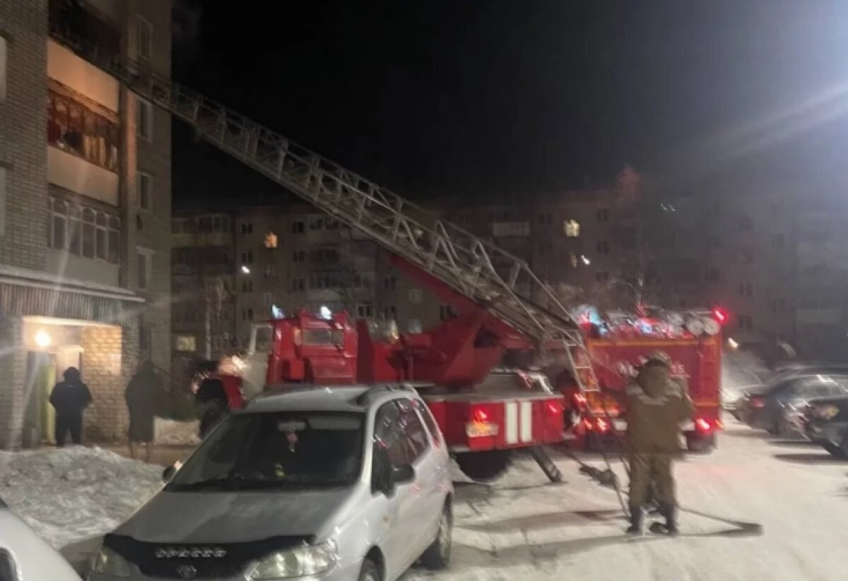    Жизнь 77-летнего пенсионера унёс пожар из-за курения в Хабаровском крае