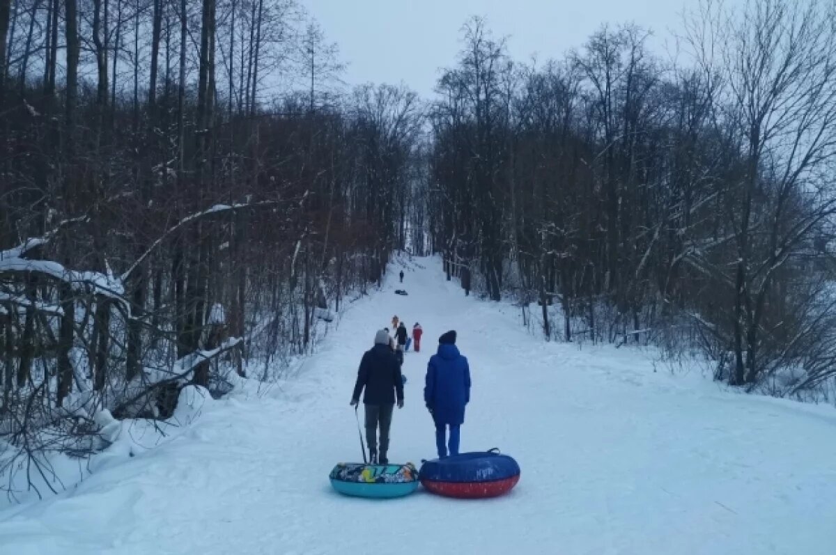    Ребёнок врезался в столб во время катания на ватрушке в Улан-Удэ
