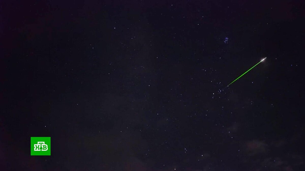    Мощный звездопад ждет москвичей в первые дни 2025 года